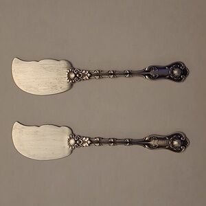 EUC 2 VTG Pate Knife Scalloped Imperial Queen by Whiting Stamped Sterling